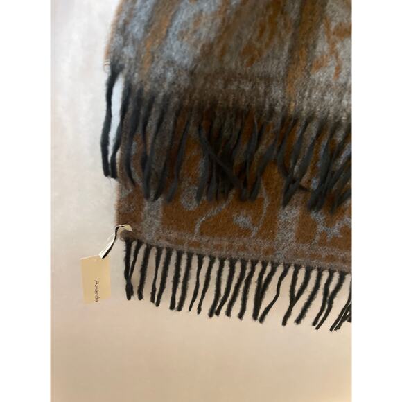 Amanda Smith Shawl Wrap One Size NWT Winter Wrap Chic Leaf Print Brown Gray - Picture 4 of 5